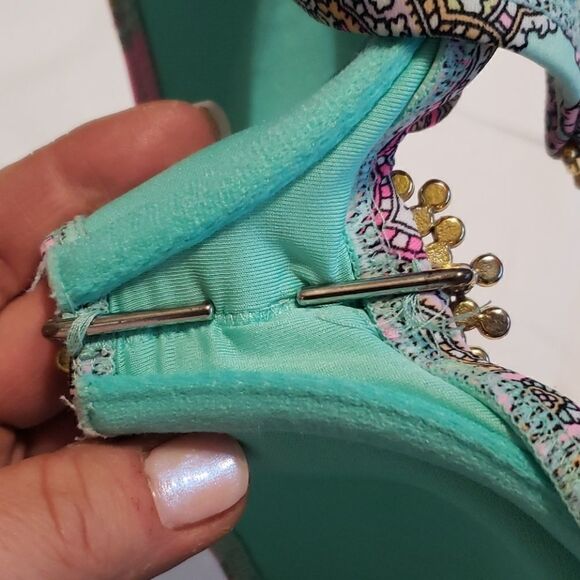 Victoria Secret Filagree Print Bikini - Picture 8 of 9